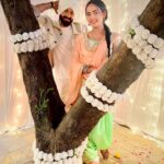 Himanshi Parashar Instagram – Don’t know about when SahAn coming back together in the show, but SahAn Day pr SahAn mil hi jaynge🌸
.
#SahAnDay #TeriMeriDoriyaann