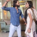 Himanshi Parashar Instagram – We completed 500 episodes with the Grace of God, Love from our Fans and Hard work of our whole #Tmd team. 
We’ll keep working hard… and you keep loving us…. together we’ll cross bigger milestones.
🧿🤗❤️
#tmd #sahan 
P.s : Missed the cast and crew members, who were not shooting today.