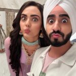 Himanshi Parashar Instagram - Saadi Atrangi Yaari💃🏻🕺🏻 #quiteliterally . #bts #terimeridoriyaann