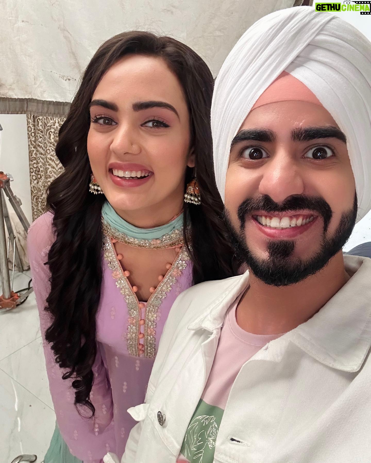 Himanshi Parashar - 36.2K Likes - Saadi Atrangi Yaari💃🏻🕺🏻
#quiteliterally
.
#bts #terimeridoriyaann