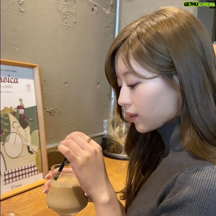Hina Ishizaki - 7.5K Likes -
おさんぽ🐩🐾🩶