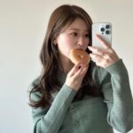 Hina Ishizaki Instagram - ⁡ 3月👒✨ 春服の準備を着々と…！ ⁡ この間染めたベージュカラーが好評すぎる👱🏻‍♀️🎶
