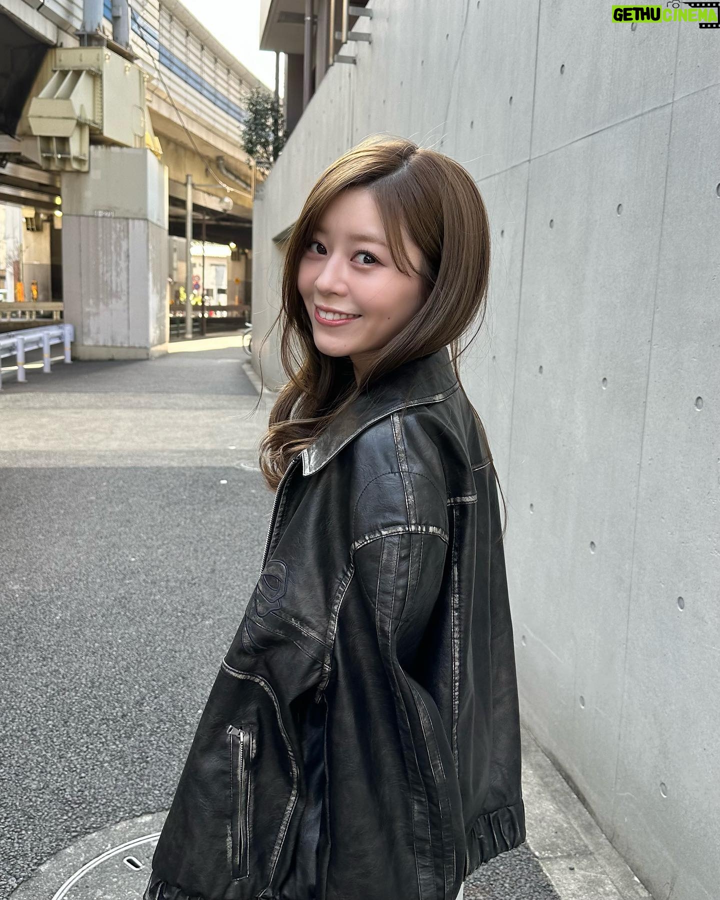 Hina Ishizaki - 8.4K Likes - 春のお供にレザーget!!🐕🎀