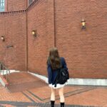 Hina Ishizaki Instagram - ⁡ ジャケットの丈感が可愛すぎ🧥♡ ミニ丈にはボリュームある靴が私のスタイル