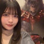 Hina Kagei Instagram - 5月10日(金)、今日から公開の 「猿の惑星／キングダム」 一足先に試写を観に行かせていただきました🗡️ 私は今回の作品で初めて猿の惑星を観たけど 映像がとにかく美しい、、そして大迫力で 観てる間ずっと体に力が入って緊張するくらい、 自分自身も自然と映像の世界に引き込まれてました🪐 ストーリーも先が全然予想出来なくて面白かったんだけど 何より面白いなと感じたのは、 観る人によって捉え方が全然変わるところ！ 私はあーーー、そっかーーー！って受け取ったけど みんなが観てみたら私とは違う あーーー、そっかーーー！になるかもしれないから 公開したら観に行ってみんなの感想聞かせて！ そして過去作品をオマージュしたシーンもあったと聞いたので、 私は過去作品を見て公開日にもう一度映画館に行ってきます🙊 #PR #猿の惑星キングダム