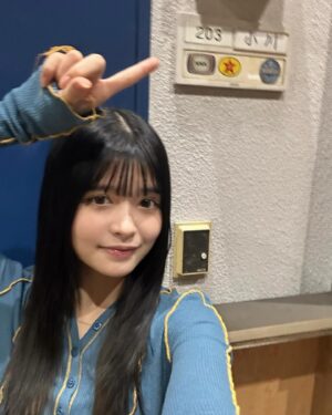 Hina Kagei Instagram - 小川家、満喫した、大興奮🤦🏻‍♀️🤍
毎週観てるドラマの世界にまさか入れるなんて〜〜
ふてほどファンの方はわかるポーズとかもあったり^ - ^
#不適切にもほどがある！ #ふてほど