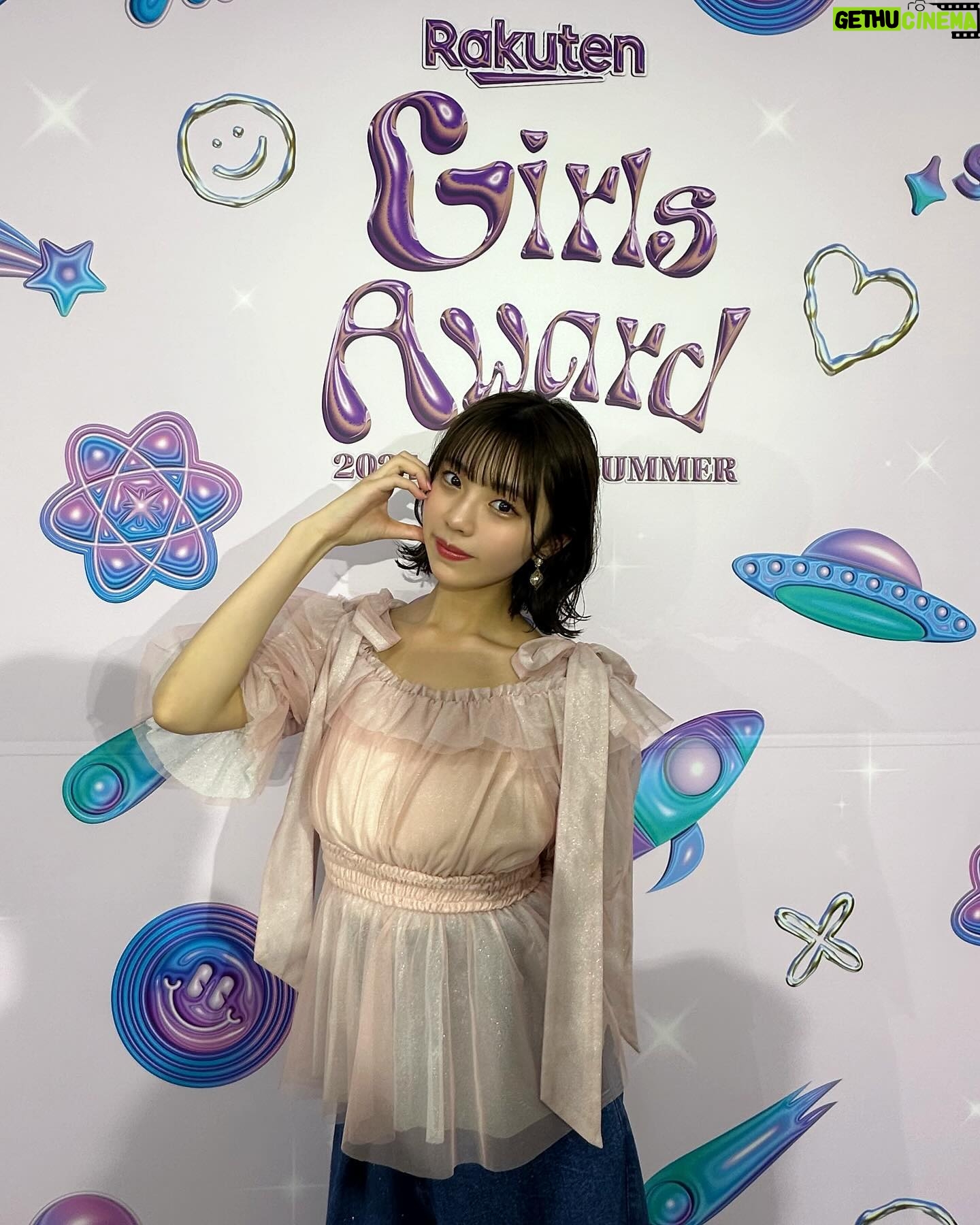 Hina Kikuchi Instagram - Girls Award 2024 ありがとうございました🫰