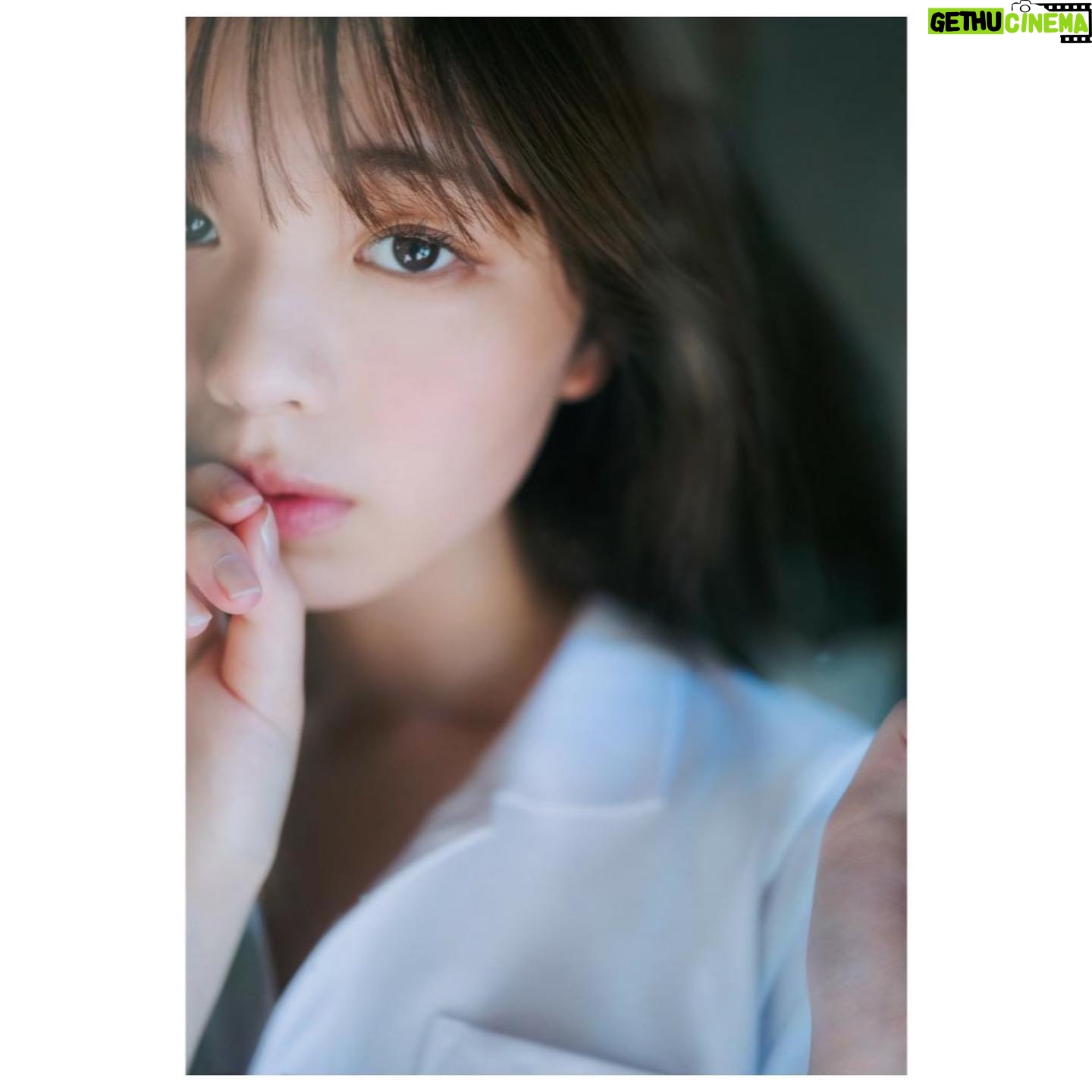 Hina Kikuchi Instagram - 『大人になる君を』100ページ豪華版 withTALENT デジタル写真集 発売です!素敵なお写真が沢山😗💕是非チェックよろしくお願いします!