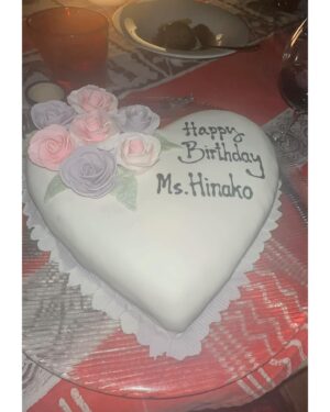 Hinako Umemura Instagram - .
3/13で33歳になりました🎂
.
.
お誕生日当日は
アフリカの草原でディナー🍽️🌙🐃
マサイ族の方々が来てくれたり
（楽しみにしていたけど会いに行けないよ！
と言われていたので嬉しいサプライズ😂）
人生一の信じられないくらい美しい星空を
真っ暗の中眺めたり
食事中に近くに動物が寄ってきたり
地球っておもしろいなぁと思いました🌏🧬🗺️
33歳、ハクナマタタの心で生きていきます🐗
.
I turned 33 on March 13！
Living in the spirit of Hakuna Matata❤️‍🔥
.
#tanzania
