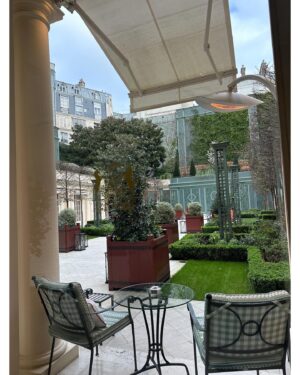 Hinako Umemura Instagram - .
PARIS🇫🇷
@lebristolparis ♡