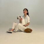 Hiroe Igeta Instagram - 大好きな @gelatopique_official さんと PEANUTSのコラボの撮影に 参加させていただきました🐶🤍 今回も可愛いアイテムばかりで 心ときめきました☺️ ぜひチェックしてみてくださいね！