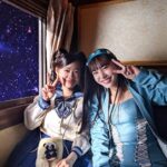 Hiroe Igeta Instagram - NHK夜ドラ VRおじさんの初恋 今週もよろしくお願いします🚃 可愛くて純粋で頼もしい ナオキ役のあんなちゃん☺️