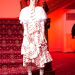 Hiroe Igeta Instagram - 素敵なショーにお邪魔させていただきました🤍 世界観も洋服も繊細で 胸も心もオドルわくわくする作品ばかりでした。 ファッション好きの愛が詰った幸せ空間でした！ すまそうとしてみたけど、 やっぱり笑っちゃうよね、、 そんなところに救世主王林がやってきました😉