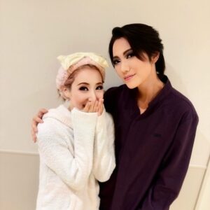 Hiroki Nanami Instagram - ☆
御園座の楽屋は、きたさん、翔ちゃん、あいちゃんの4人。きたさんとあいちゃんのトークにずっと笑ってました^_^
.
皆さんとの思い出写真載せるよ📷
すごい方々ばかりで、、写真撮り逃した人たくさんいます。心のカメラにおさめました😊✨
名古屋めし堪能したよ📸
.
#緒月遠麻 さん　
#彩凪翔 ちゃん　
#愛月ひかる ちゃん　
.
#七生眞希 ちゃん
#晴音アキ ちゃん
.
#蓮城まこと 同期^_^
#沙月愛奈　同期^_^
.
#星奈優里 さん　
最後は✨
#和央ようか さん