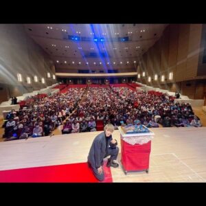 Hiroki Nanami Instagram - ︎⭐︎
バースデーイベント😊ファンのみんながケーキやプレゼントを持ってきてくれたりと、サプライズ盛りだくさん！！ブノワ・ニアンさんの豪華なチョコケーキとても美味しかった。
.
司会は、今回も最高の進行をしてくれた、早乙女わかばちゃん！さらにプレゼンターとして三浦香さんが来て下さいました✨全てが嬉しかったーーー！！
.
誕生日っていいなぁ。
.
#誕生日イベント
#早乙女わかば ちゃん
#ブノワニアン