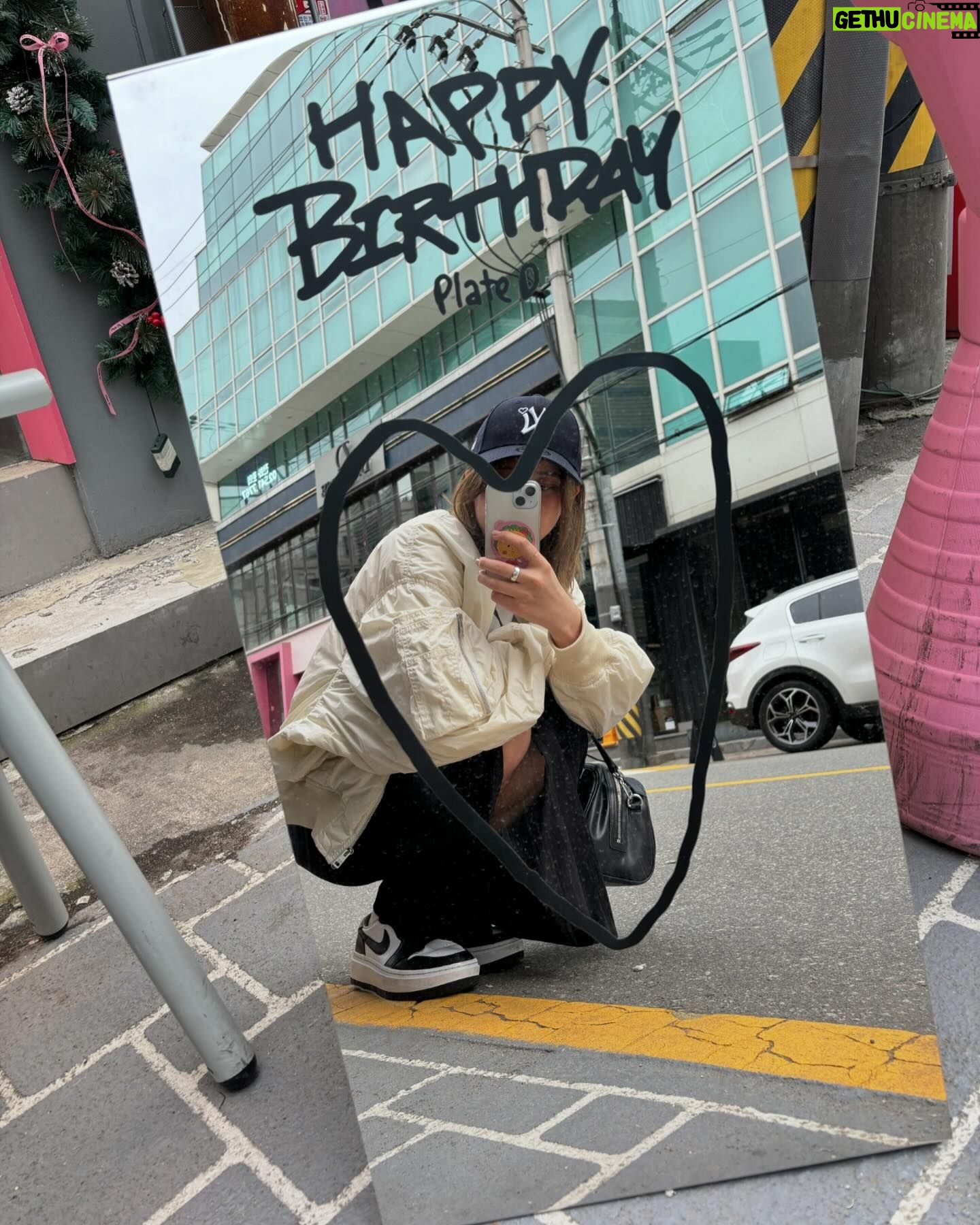 Hirona Yamazaki Instagram - Thank you for your birthday wishes💜 #30代スタート