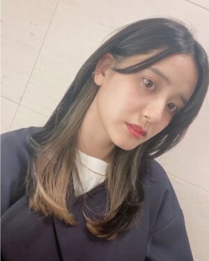 Hirona Yamazaki Instagram - 🙋‍♀️
インナーカラーちゃん
とお別れしたから
記録として沢山載せようと思ったら
そんなに写真なかった🥺
期間限定楽しかったな✨