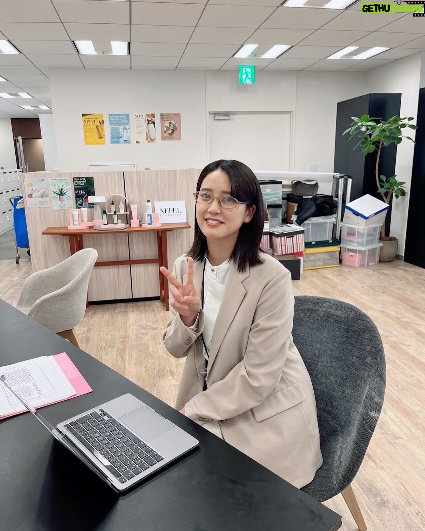 Hirona Yamazaki Instagram - @drama9_onsha #御社の乱れ正します! 第6話もありがとうございました。 新たなターゲット現れました。 三枝さん、がんばります。 #BSTBS