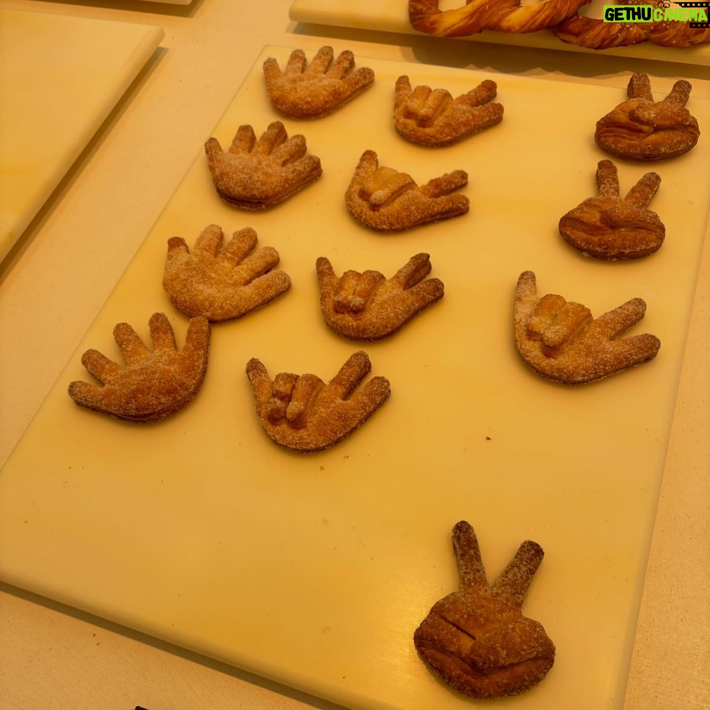 Hirona Yamazaki Instagram - 🥐 パンとかくれんぼした日。