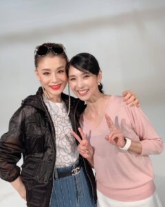 Actress Hitomi Kuroki HD Instagram Photos and Wallpapers December 2021