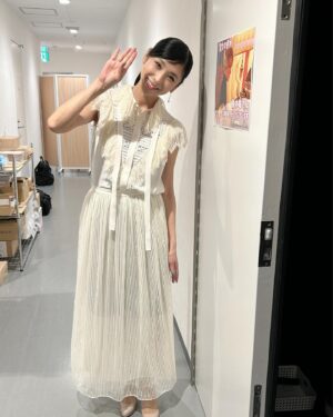 Hitomi Kuroki Instagram - 🪡🧵
⁡
映画『魔女の香水』
ただいま公開中です。
ぜひ、劇場でご覧くださいね。
ふるさと久留米での舞台挨拶にて🎬
⁡
⁡
@akrisofficial @vendomeaoyama_official @vendomeboutique_official
