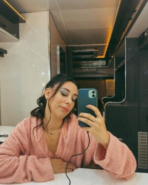 Hivda Zizan Alp Instagram - Olabilecek en süslü halim : Merve 🎀
Rüyanda Görürsün şimdi Amazon Prime’da 😎
@primevideotr