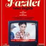 Hivda Zizan Alp Instagram - Eveeet, Fazilet geri dönüyor! Adı bir cinayet iddiasına karışınca kendini popüler bir gündüz kuşağı programında bulan canım Fazilet, yaşadıklarını topluma yeniden anlatmak için sizlerle buluşuyor. Hikayesini dinlemek isteyenleri 12 Ekim Perşembe @taksimarasahne ve 26 Ekim Perşembe @ikincikat Kadıköy’e bekliyoruz 💕 #faziletyalnızdeğildir Biletler @tiyatrolar .com’da! 🎟️ Ayrıca afiş için @ethemonurb ‘e, Afiş fotoğrafı için @duyguasenabudak ve @bsrdrndre ‘e çoook teşekkürler. • @panachesanat @ikincikat @eyupemreucaray @monbey
