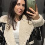 Hivda Zizan Alp Instagram - Mazbut bir hayat, sağlam bir ahlak, bol bol köpek 🐶