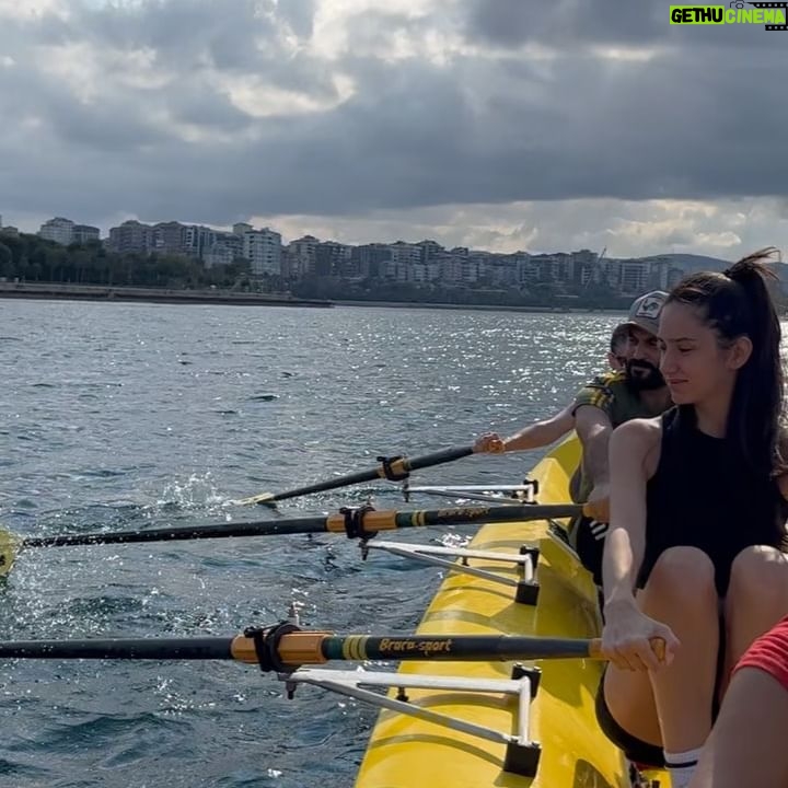Hivda Zizan Alp - 42.4K Likes - Fııış fııış kaaayıkçı 🌊