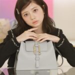 Hiyori Sakurada Instagram - FURLAのNUVOLA軽くて使いやすいし、色味も可愛かったです☁️ @furla #furla #PR #furlanuvola