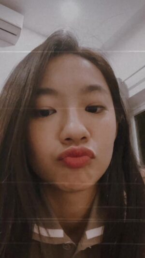 Hoàng Hà Instagram - 11.6.2023 🌷🫠🍸