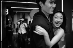Hoàng Hà Instagram - Hà Nội
Một nửa tôi biết mang tên Hà
Nội tâm còn lại, Hà xin giữ