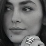 Hoda Zeinolabedin Instagram - مي دانم قرار است جهانم بعد از اين آرام تر باشد ..🥰💫
