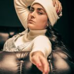 Hoda Zeinolabedin Instagram - آرزوي خوب براي همه داشتن زندگي خودِ مرا بهروزانه تر ميكند،ولو من نتوانم آن آرزو را محقق كنم . #مصطفي ملكيان عكس از : @keyvanfard 🤗🙏🏻