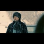 Hoda Zeinolabedin Instagram - ‌ دنیا همه رو زمین میزنه، اونی سرش بالاست که کلک توی کارش نباشه! ‌ قسمت چهاردهم عاشقانه #رهایم_کن، فردا ۸ صبح در #فیلیمو ❤️ ‌ تبلیغات: استودیو لی‌مُو @li.mo.studio @filimoshot @filimocom