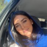 Hoda Zeinolabedin Instagram - دنياي درون يك زن مي تواند به همان سرعتي تغيير كند كه دنيا در جنگ تغيير ميكند…✌🏻✨