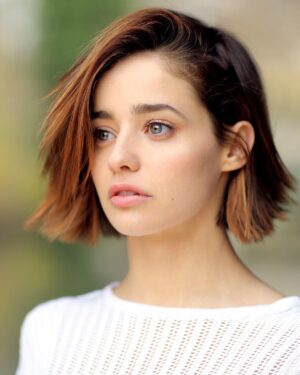 Holly Earl Instagram - @fayethomasphoto is a wizard! Thank you for making me feel like a fairy 🧚‍♀️