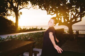 Holly Earl Instagram - Take me back! 🇯🇲🎞🌅