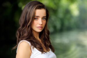 Holly Earl Instagram - @fayethomasphoto is a wizard 📸✨