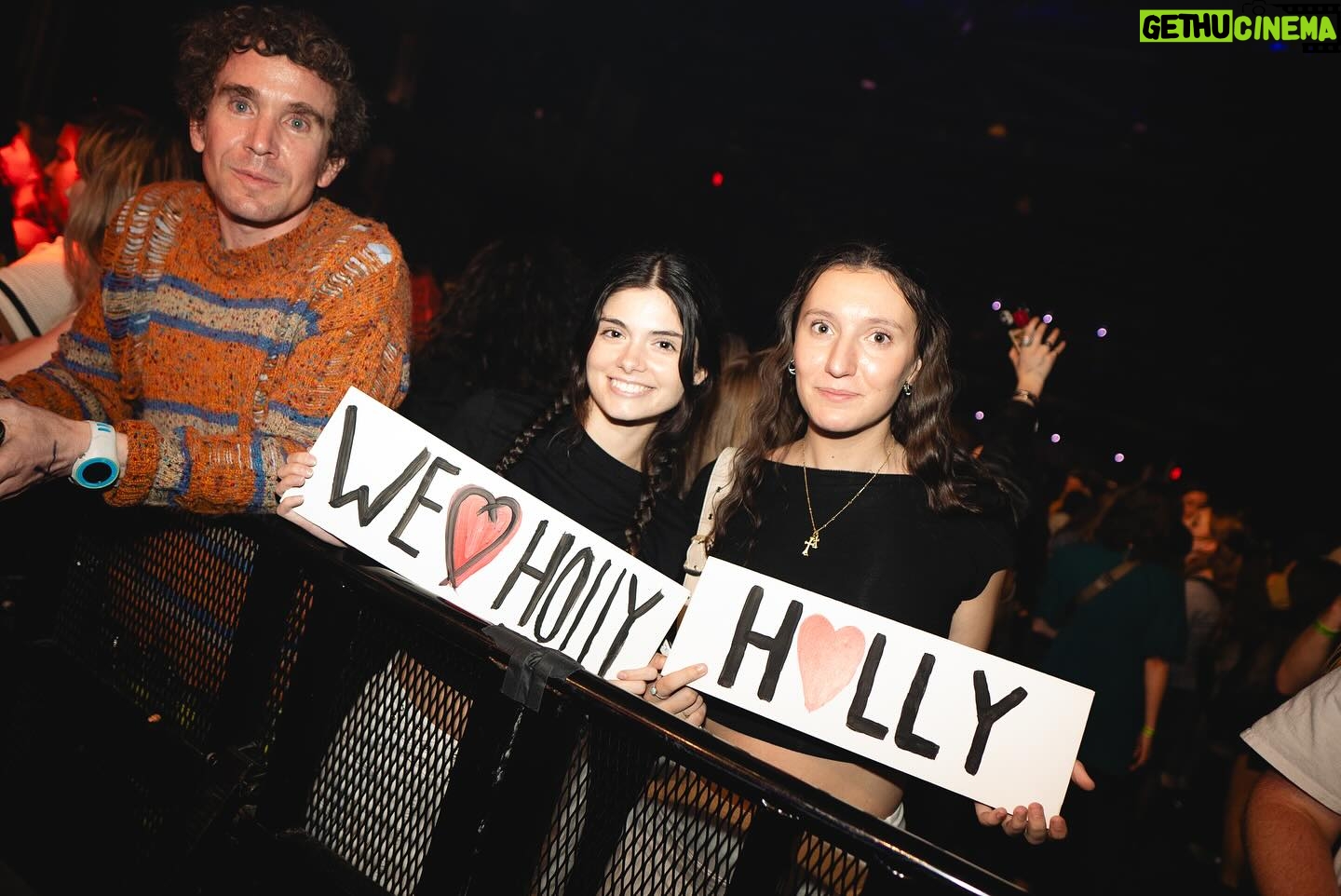 Holly Humberstone Instagram - NYC night 1 🕸️🔓❤️🔥 couldn’t dream this shit up !!!! Night 2 tonight let’s go xxxxxxx