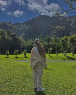 Honey Robinson Instagram - pura vida 

#explore #explorepage