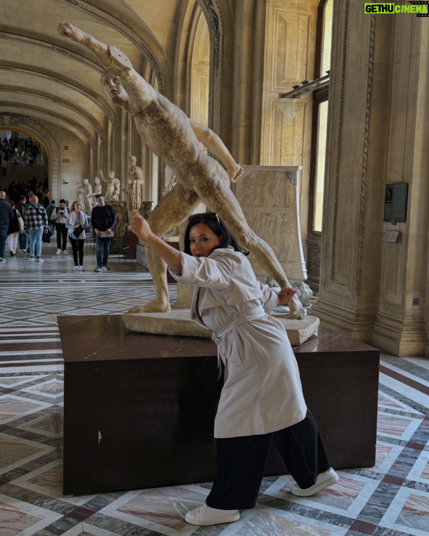 Honey Robinson - 3 Likes - i louvre you
#explore #exploremore #louvremuseum #museum #paris