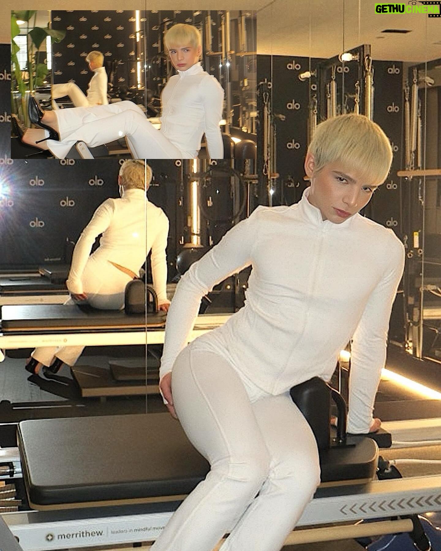 Honey Balenciaga Instagram - My 2023 Reel is gonna be OVAH, but for now we #KeepinItCunt 😚Enjoy some moments in dump # 2 of 3 🫣🫶🏼 P.S. - I wanna feel LOVED forever like in slide 2 lol #SuperstarThingz ⭐️😆♥️
