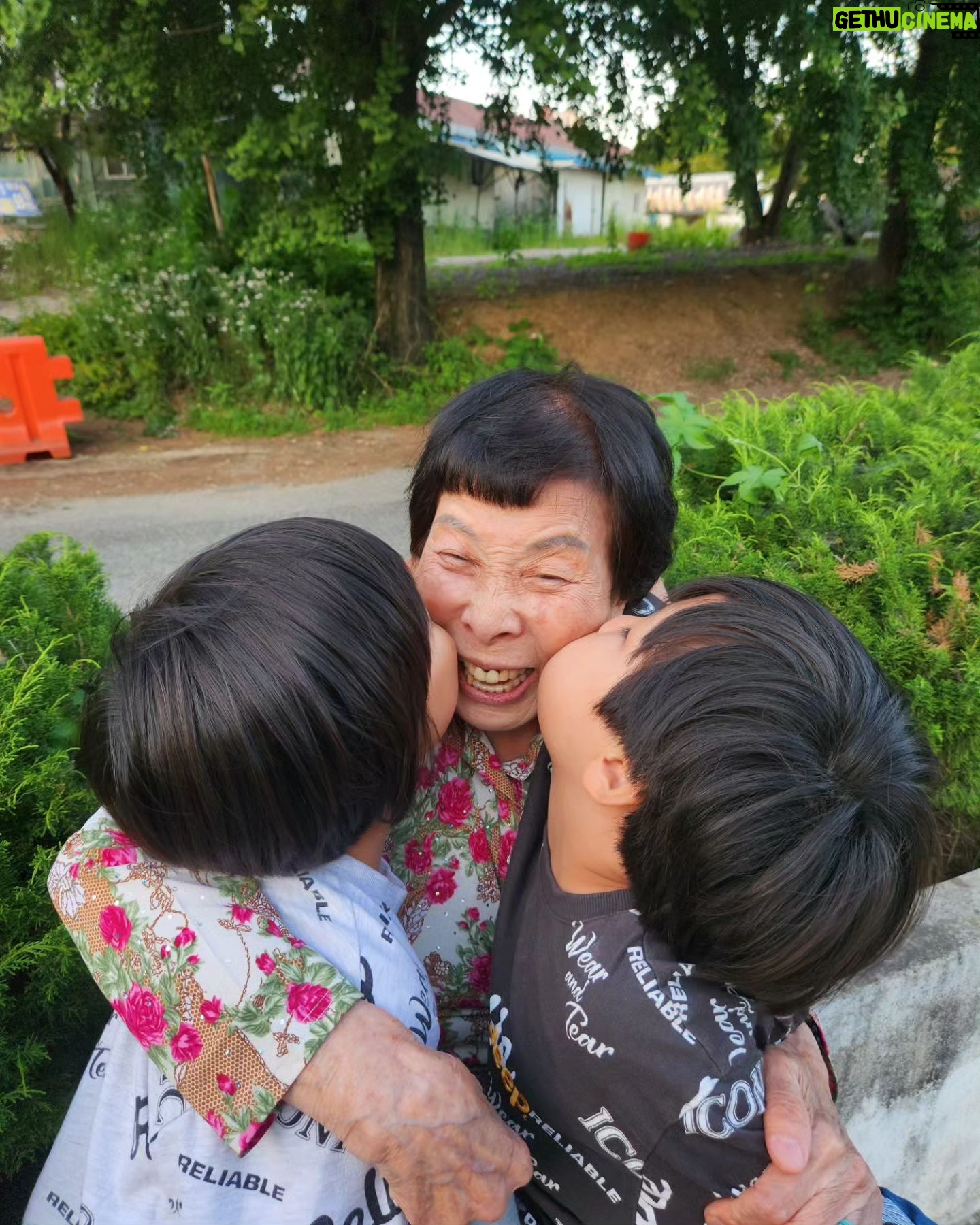 Most liked Instagram photo of Hong Ji-min