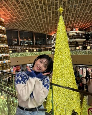 Hong Seung-hee Instagram - 진짜! 메리크리스마스~.~
🎄🎅🏼🎄🎅🏼🎄
