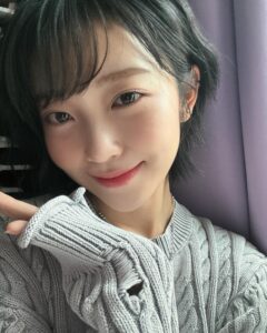 Actress Hong Seung-hee HD Instagram Photos and Wallpapers December 2023
