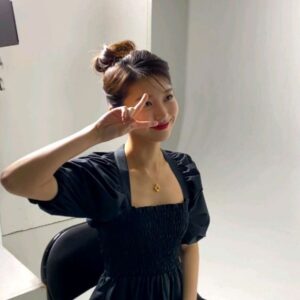 Hong Seung-hee Top 100 Instagram Photos and Posts
