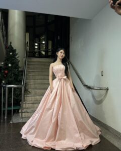 Actress Hong Seung-hee HD Instagram Photos and Wallpapers May 2024