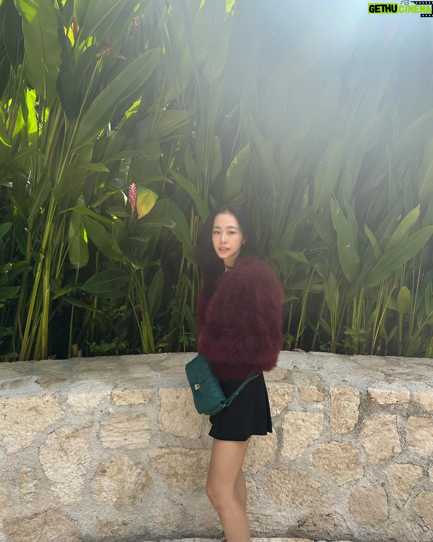 Hong Soo-hyun - 3 Likes - #ģģ¤ģ½°ģ“ģ #esquire