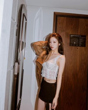 Hong Ji-yoon Instagram - @sopialand